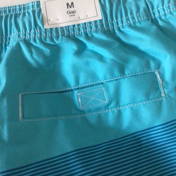 GAP MENS BLUE SWIM SHORTS MEDIUM NWT - Picture 9 of 12